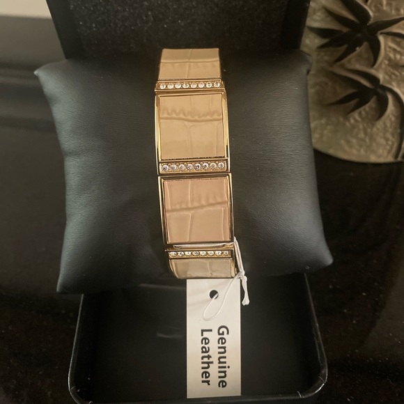 NWT Gossip Ladies Wrist Watch main image 4